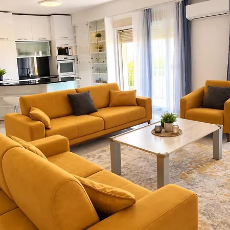דירה Alba Luxury