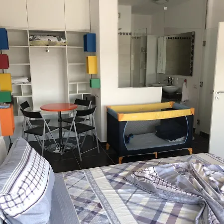 Alba Luxury 아파트